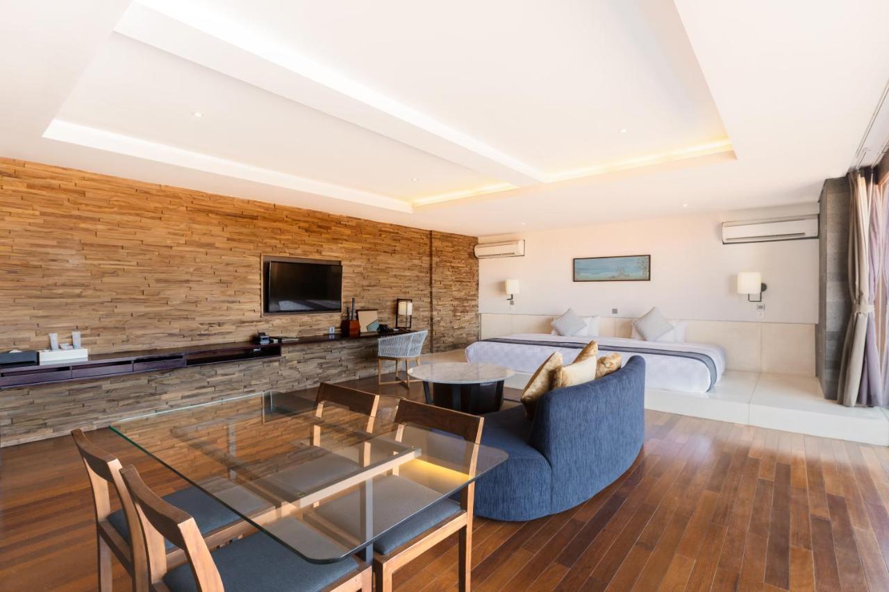 Suites By Watermark Hotel And Spa Jimbaran Exterior foto